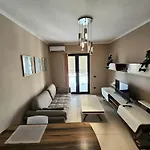 Centre * Τίρανα